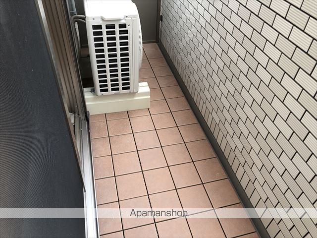 上高野薩田町マンションの内装写真