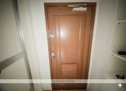 フジマンション[1R/18.3m2]の玄関