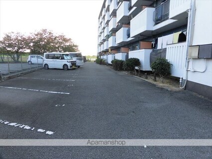 コーポサンライト[3DK/51.97m2]の駐車場2