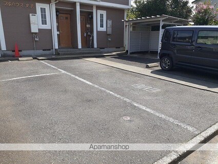 フルハウス文京[2DK/60.03m2]の駐車場
