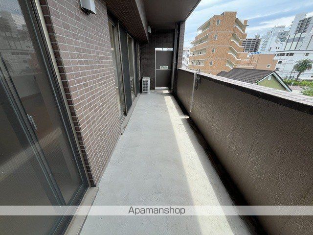 J・feel高千穂通の内装写真