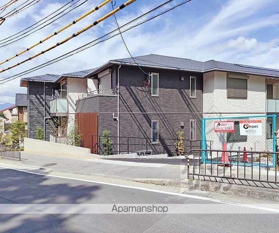 LATOUR桃山の外観写真