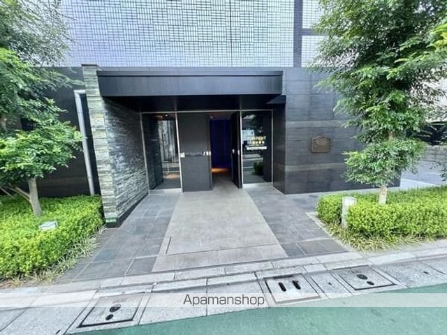 メインステージ武蔵関駅前IIの玄関写真