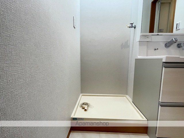 グローバルトラストマンションの内装写真