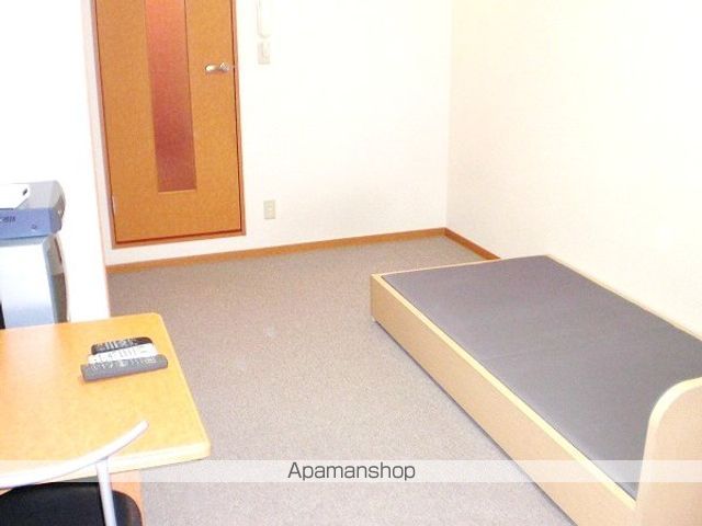 レオパレスエメラルド シティーの内装写真