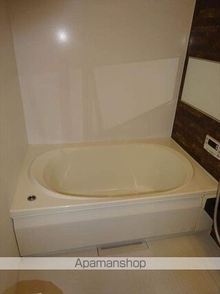 和歌山県和歌山市鷹匠町７丁目[1LDK/46.75m2]のバス