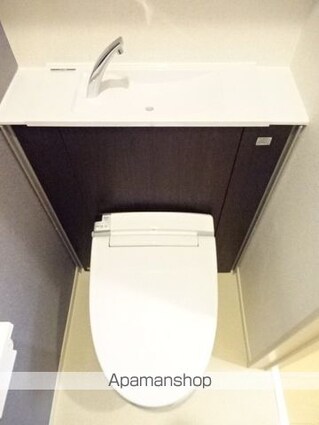 コリーナ　デュオ[2LDK/58.94m2]のトイレ