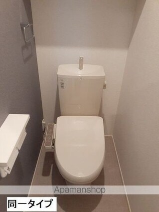 カーサ・コルーテ南[1LDK/40.04m2]のトイレ