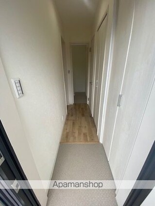 イストワール船町[1R/31.47m2]の玄関