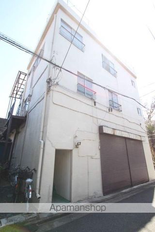 吉澤ビルの玄関写真