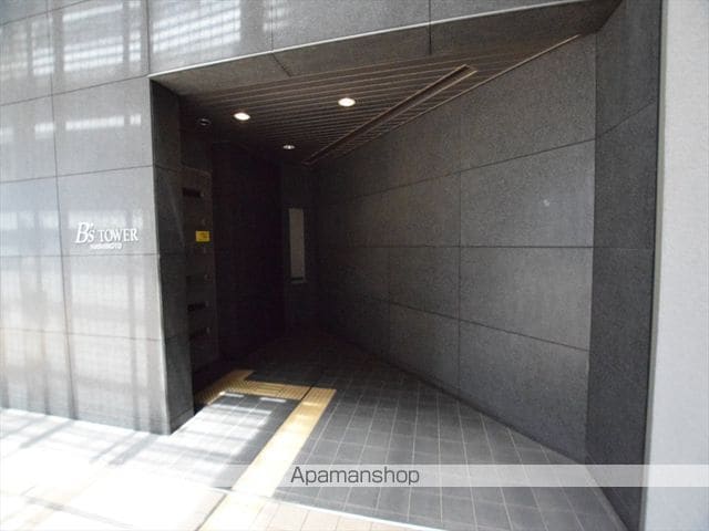 B’sタワー橋本 E棟の玄関写真