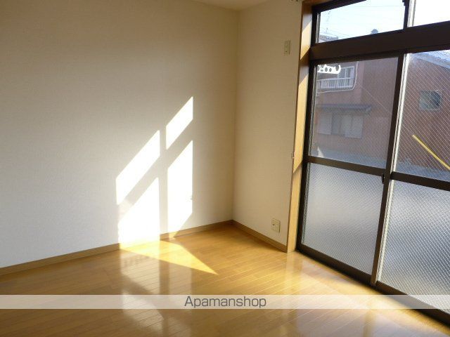 パープルの内装写真
