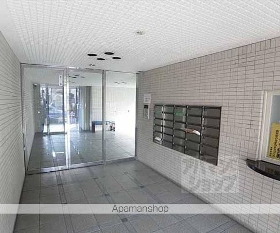 プロスペクト桂の玄関写真