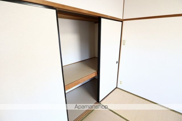 マンション高見の内装写真