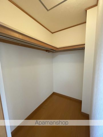 イーストアベニューの内装写真