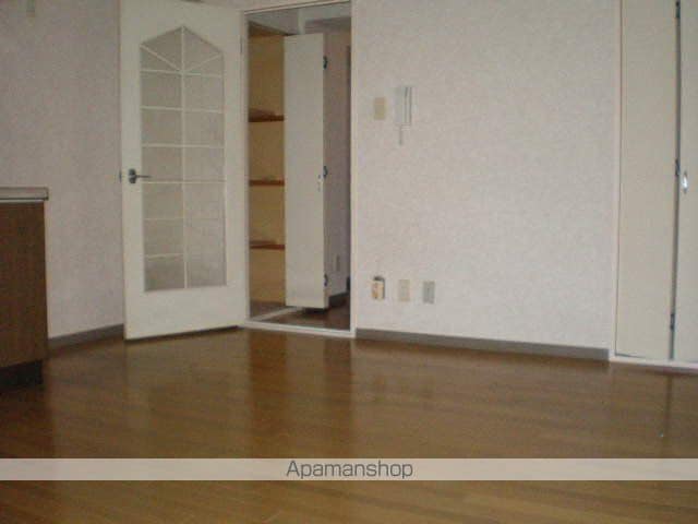 パスウェイ弐番館の内装写真