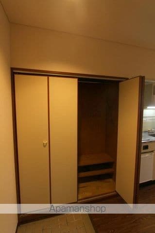 円尾マンションの内装写真