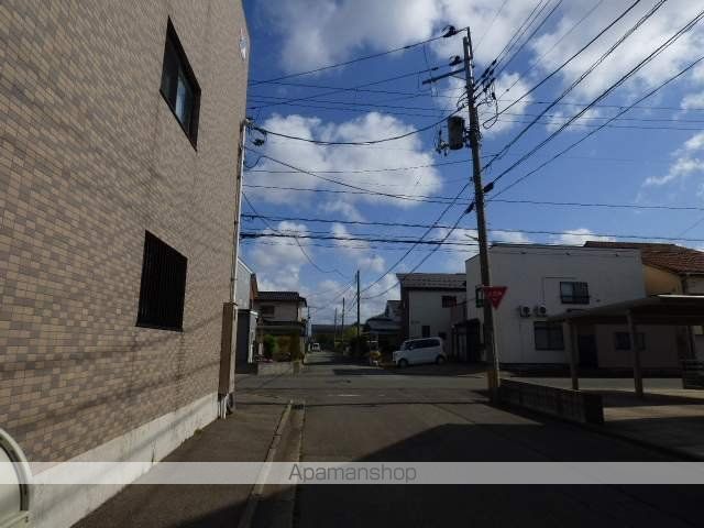 サンフレッチェ泉の周辺写真