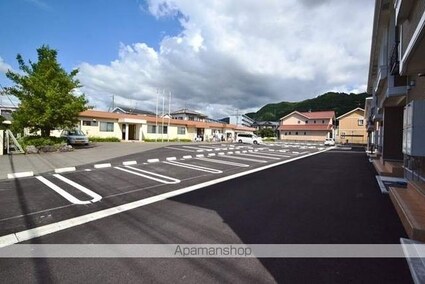 熊本県八代市豊原下町[2DK/45.82m2]の駐車場2