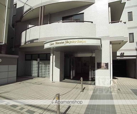 ライオンズマンション四条堀川の外観写真