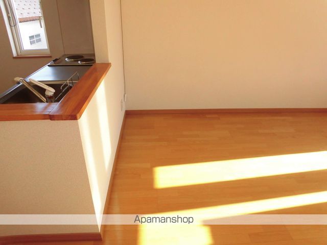 BONNARD NOAHの内装写真