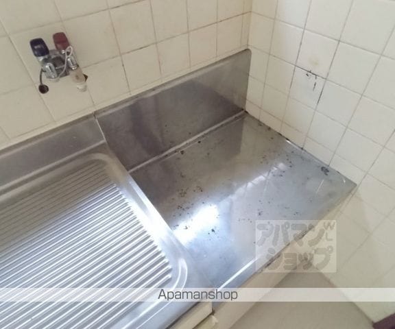 西野山欠ノ上町貸家の内装写真