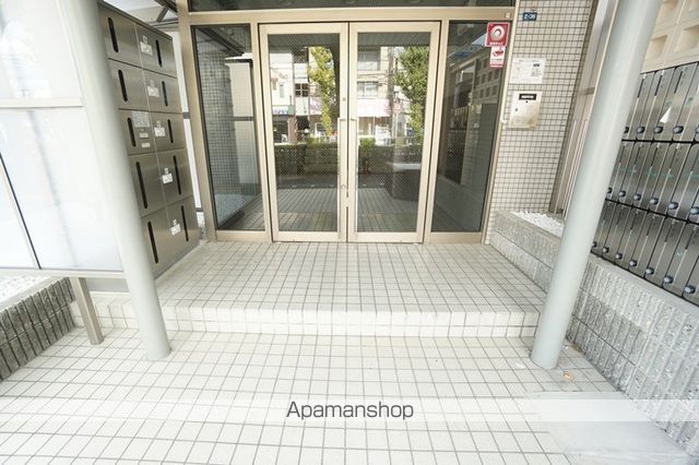 シャロームIIの玄関写真