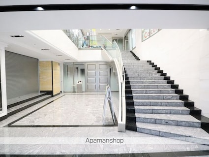 愛知県名古屋市中区錦２丁目[2LDK/70.01m2]のエントランス4