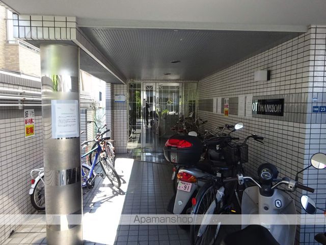OTYマンションの玄関写真