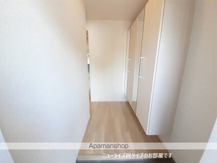 ラ・レコルト宇多津Ⅱ[2LDK/50.53m2]の玄関