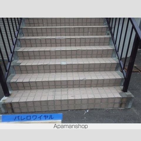 パレロワイヤルの玄関写真