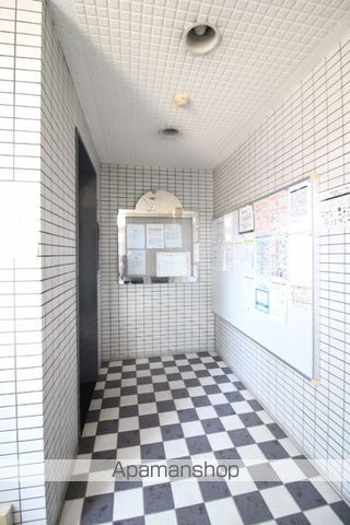 アルファ富田町の玄関写真