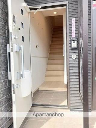 クルールＤ[1LDK/48.57m2]の玄関