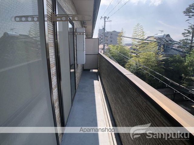 フォブールトロワ片岡の内装写真