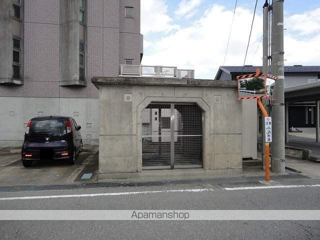 エクセルふたすぎの内装写真