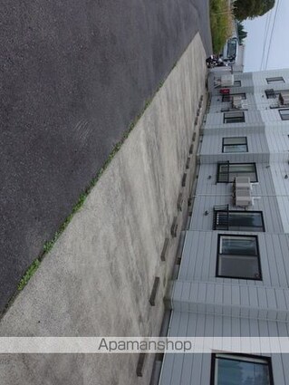 プラッツＢ[1LDK/31.05m2]の駐車場1