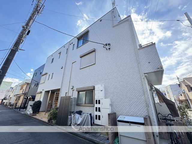 ホワイティアの外観写真