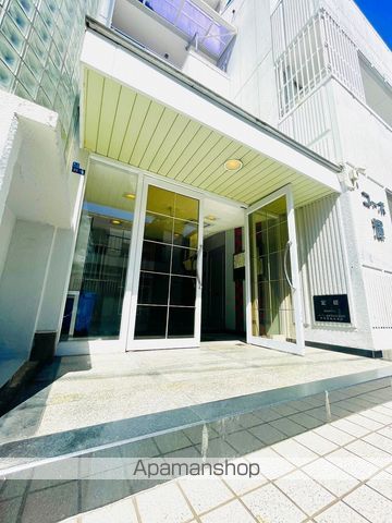 SHINING VILLAの玄関写真