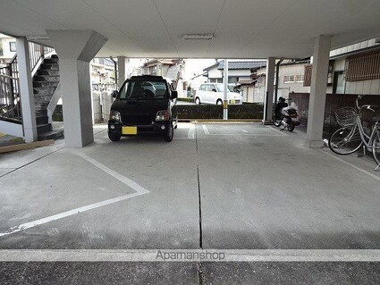 町田マンション[1DK/23.1m2]の駐車場