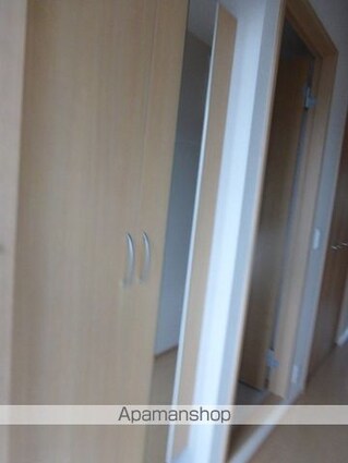 アンビル[1R/33.69m2]の玄関