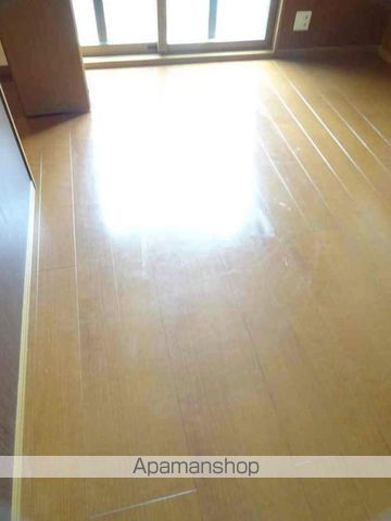 セレブリティ長吉 A棟の内装写真