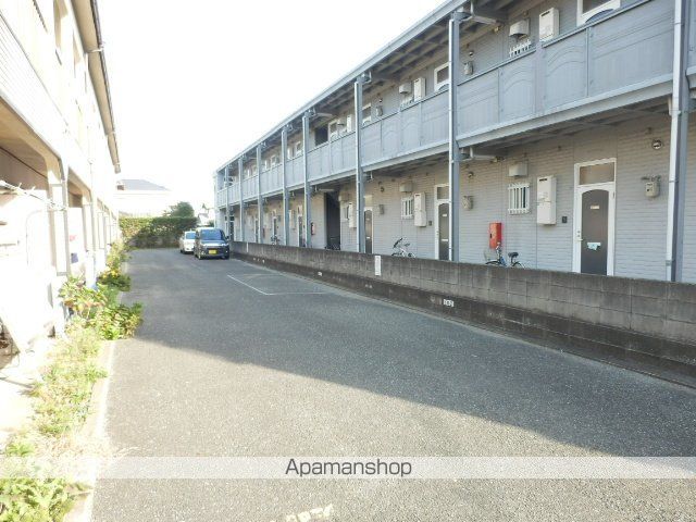 林コーポの玄関写真