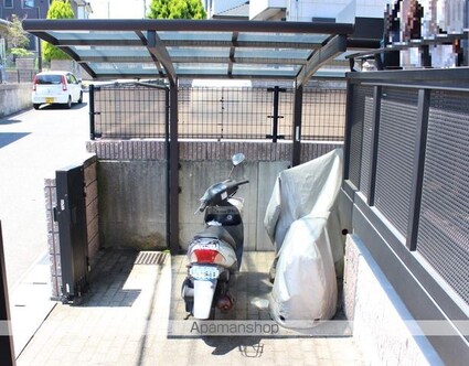 ヴォーヌングヒラハラ[2DK/48.86m2]の共用部1