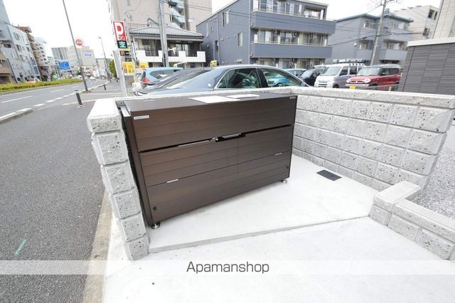 プリムヴェール 弐十番館の外観写真