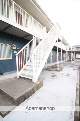 ひまわりAの玄関写真