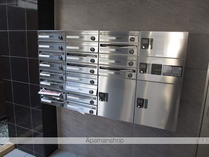 緑３丁目マンション[2LDK/49.54m2]の共用部2