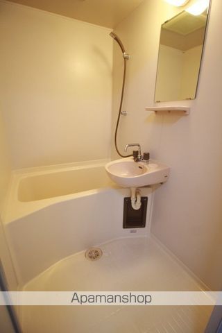 シェーンハイト大和町の内装写真