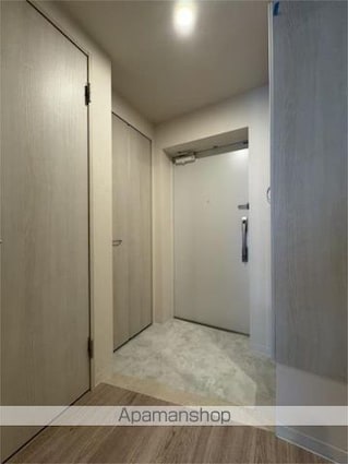 東京都練馬区高松１丁目[2LDK/62.83m2]の玄関