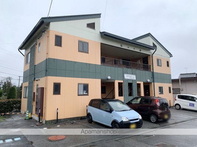Apartment House Yの外観写真