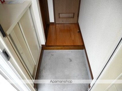 パレーシャル岩見沢[2LDK/46m2]の玄関
